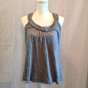 5/$15 Ladies summer sleeveless gray top GUC, braided neck, Sz L